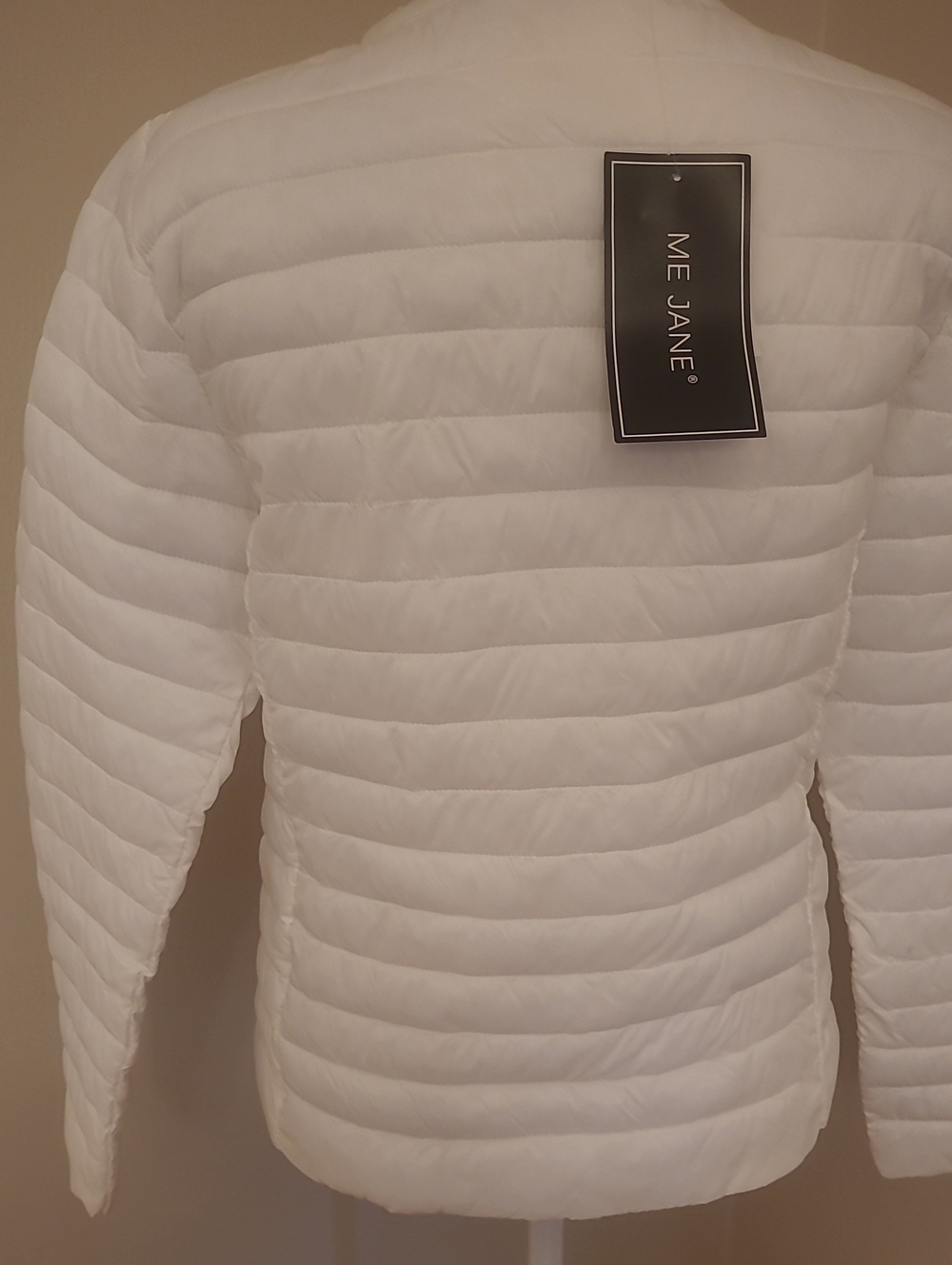 ME JANE White Puffer Jacket. M.  NWT! - Picture 3 of 5